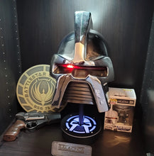 Battlestar Galactica Cylon Centurionhelmet display stand black finish