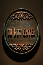Disney Prop Haunted Mansion Attraction Do Not Enter Plaque Sign