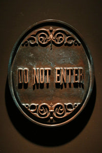Disney Prop Haunted Mansion Attraction Do Not Enter Plaque Sign