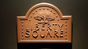 liberty square trash can plaque